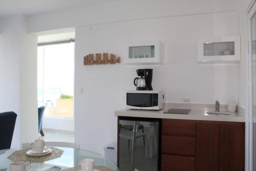 Beach Front Renewed Apartment كانكون المظهر الخارجي الصورة